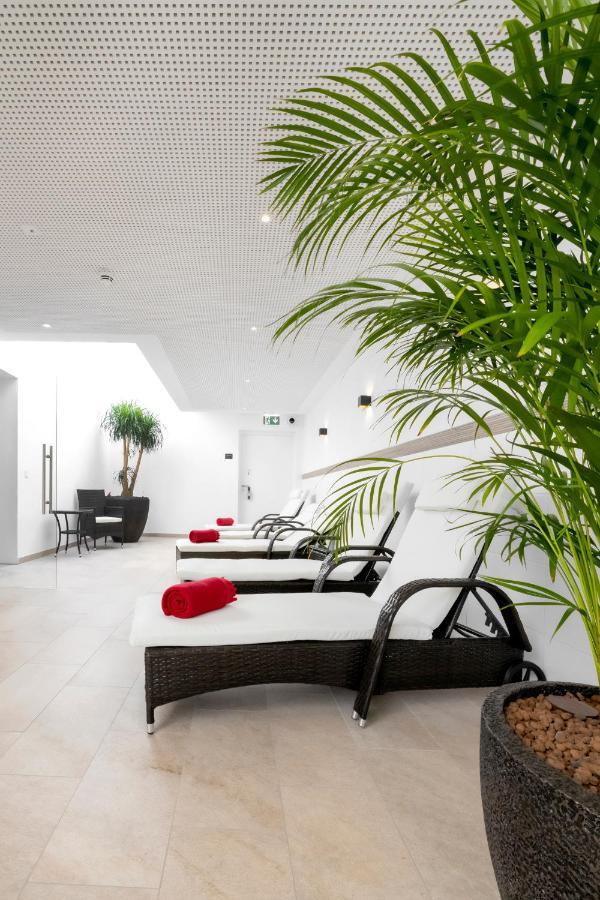 Hotel Includio Регенсбург Экстерьер фото